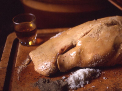 Comment préparer et servir le foie gras cru ?